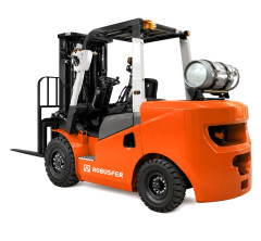 EMPILHADEIRA 3.5 T GLP TRIPLEX 6.0 M